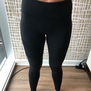 ALO Yoga Moto Leggings